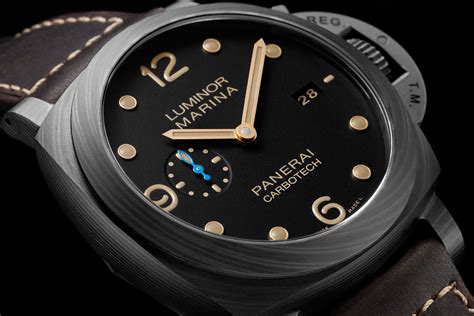 panerai carbotech 42mm|panerai luminor carbotech.